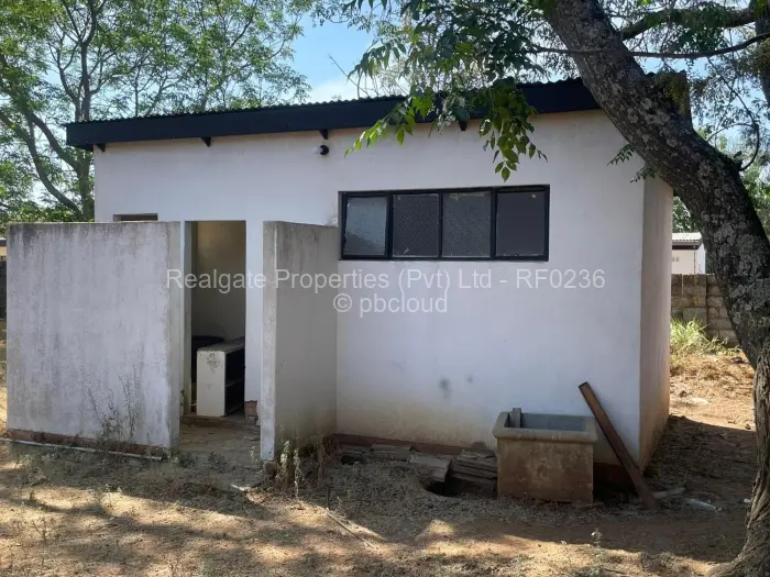 3 Bedroom House for Sale in Burnside, Bulawayo