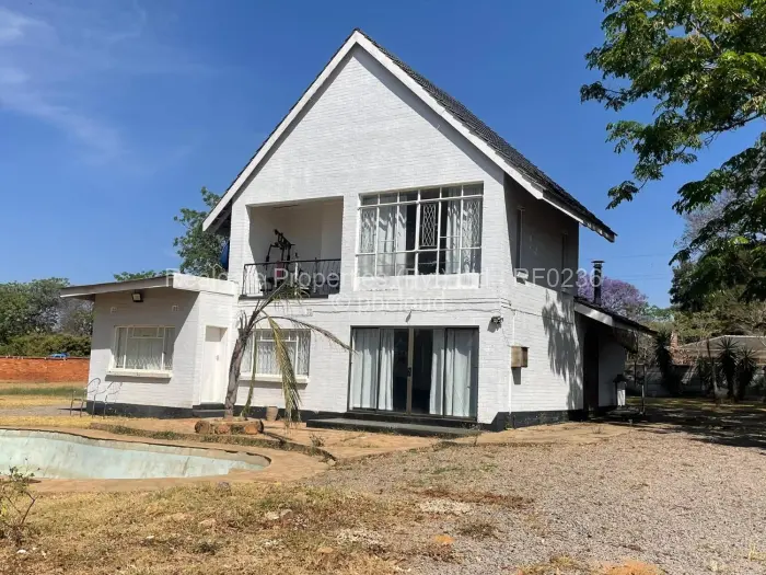 3 Bedroom House for Sale in Burnside, Bulawayo