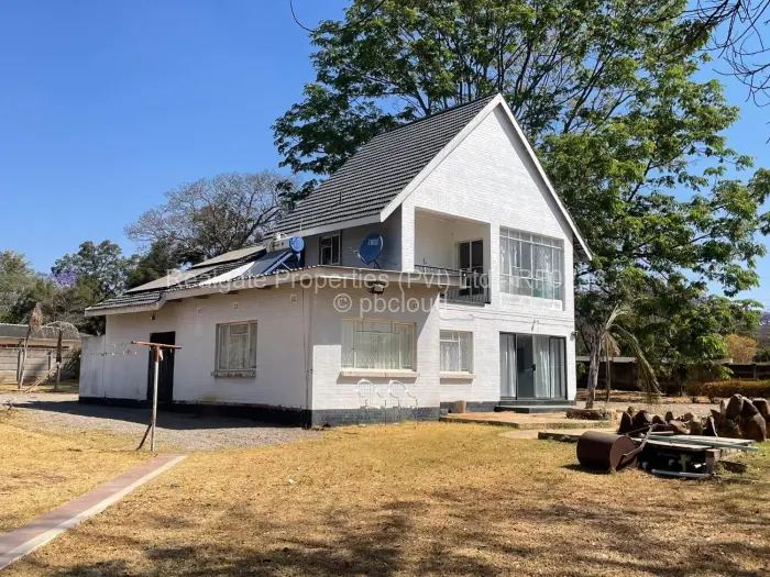 3 Bedroom House for Sale in Burnside, Bulawayo