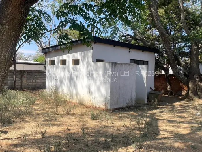 3 Bedroom House for Sale in Burnside, Bulawayo