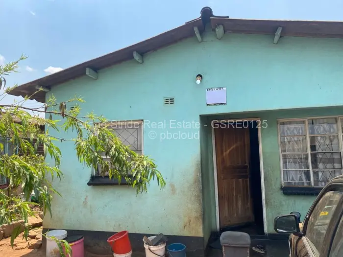 House for Sale in Glen View, Harare