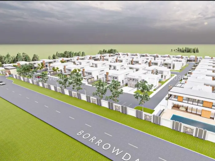Townhouse/Complex/Cluster for Sale in Helensvale, Harare
