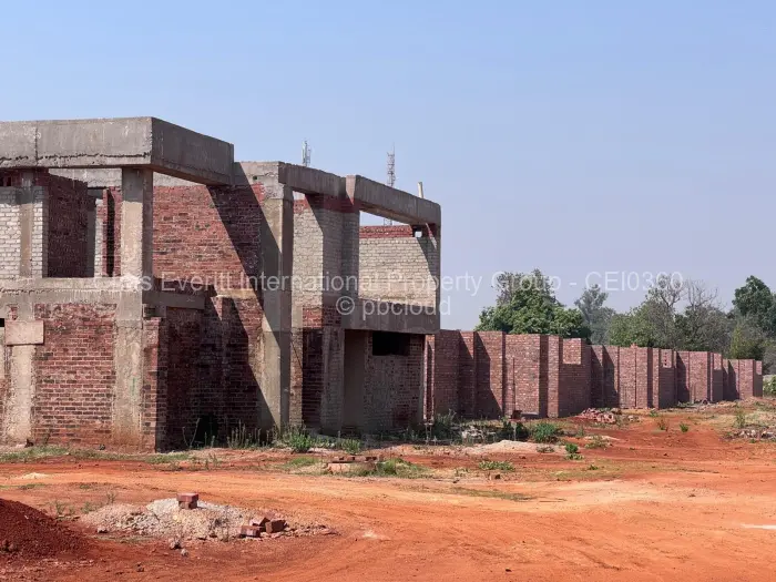 Townhouse/Complex/Cluster for Sale in Helensvale, Harare