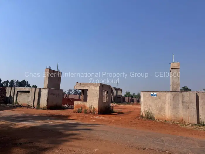 Townhouse/Complex/Cluster for Sale in Helensvale, Harare