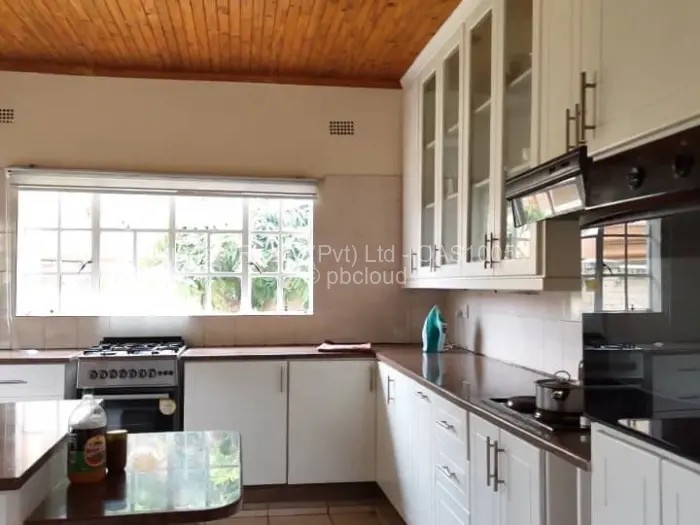 4 Bedroom House to Rent in Borrowdale Brooke