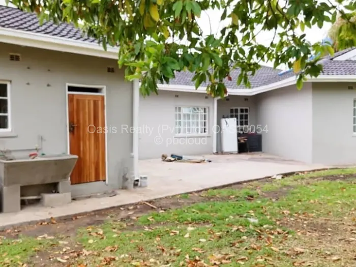 4 Bedroom House to Rent in Borrowdale Brooke