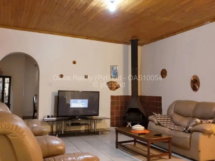 4 Bedroom House to Rent in Borrowdale Brooke