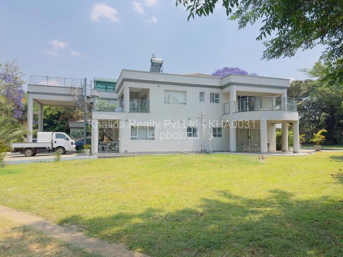 5 Bedroom House for Sale in Chisipite, Harare