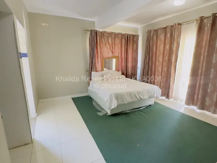 5 Bedroom House for Sale in Chisipite, Harare