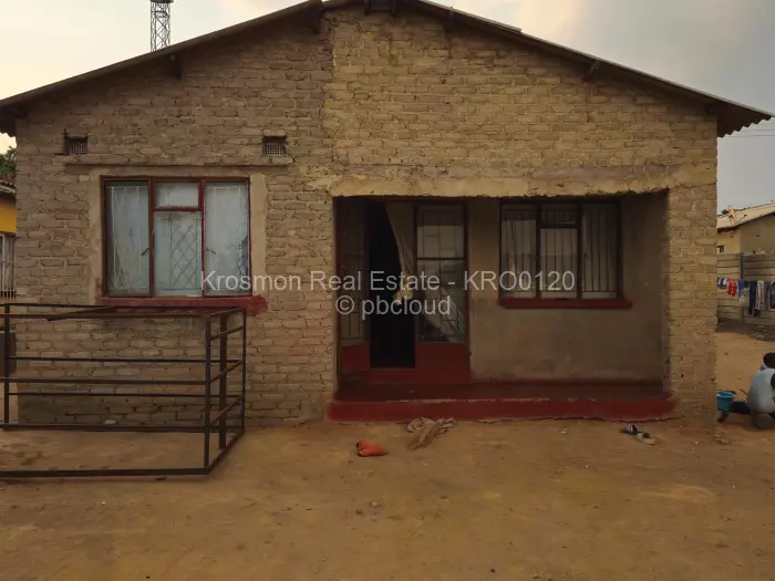 4 Bedroom House for Sale in Cherutombo, Marondera