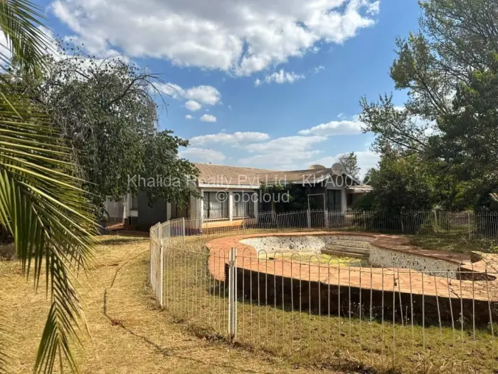 4 Bedroom House for Sale in Greendale North, Harare