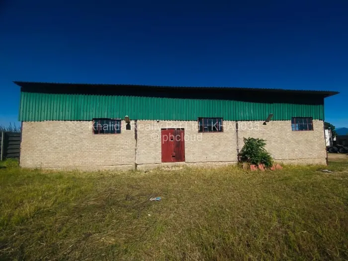 Warehouse/Industrial for Sale in Chitungwiza, Chitungwiza