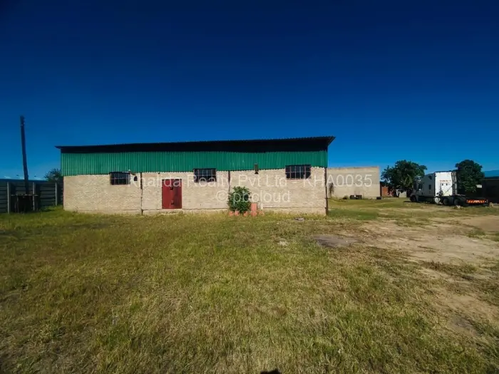 Warehouse/Industrial for Sale in Chitungwiza, Chitungwiza