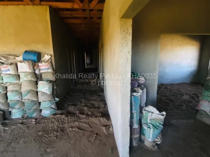 Warehouse/Industrial for Sale in Chitungwiza, Chitungwiza