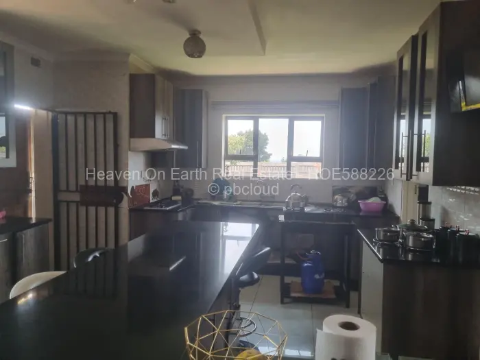 5 Bedroom House for Sale in Brookeview, Harare