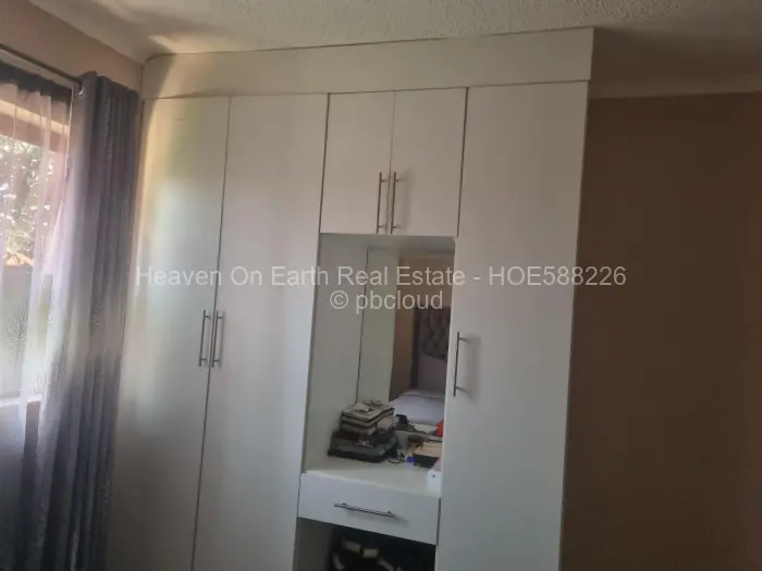 5 Bedroom House for Sale in Brookeview, Harare