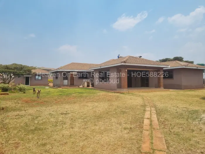 5 Bedroom House for Sale in Brookeview, Harare