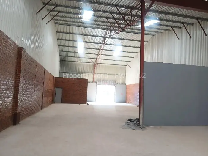 Warehouse/Industrial to Rent in Sunway City, Harare