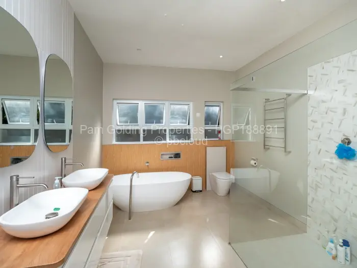 4 Bedroom House for Sale in Glen Lorne, Harare