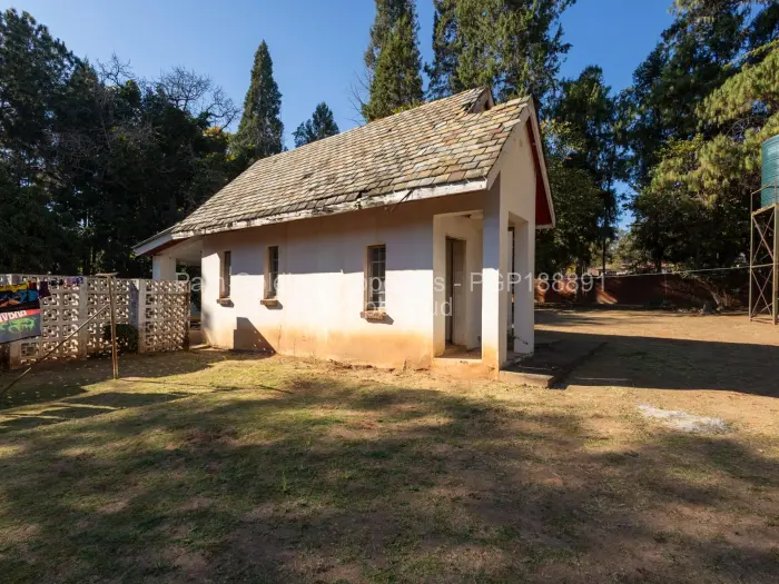 4 Bedroom House for Sale in Glen Lorne, Harare