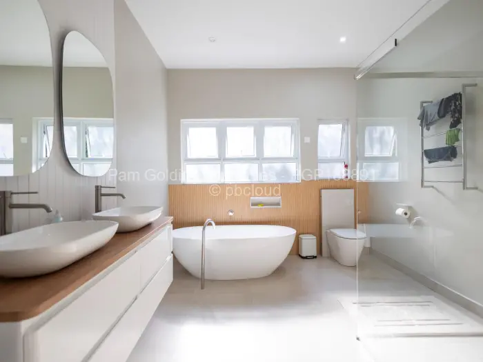 4 Bedroom House for Sale in Glen Lorne, Harare