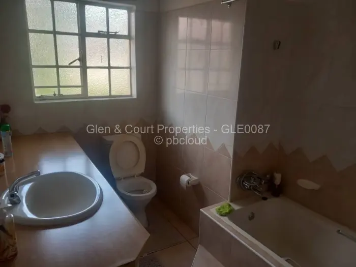4 Bedroom House to Rent in Mount Pleasant