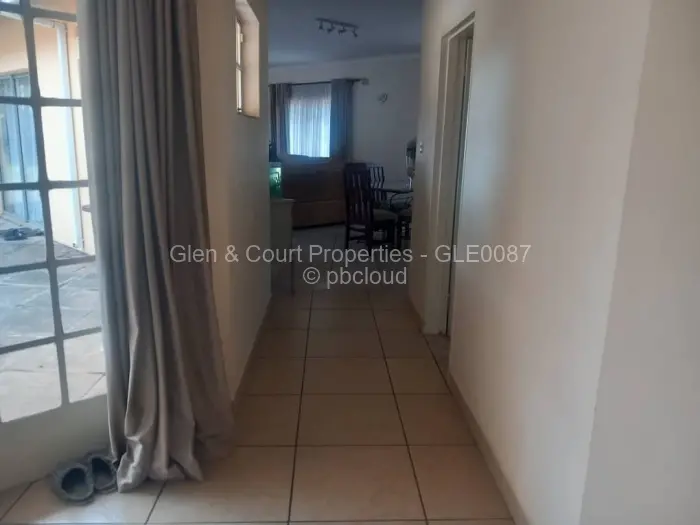 4 Bedroom House to Rent in Mount Pleasant