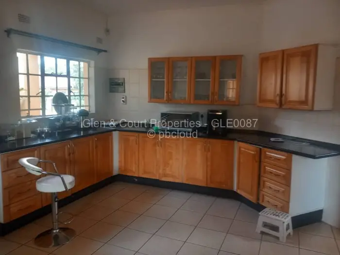4 Bedroom House to Rent in Mount Pleasant