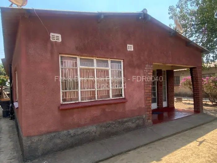 3 Bedroom House for Sale in Redcliff, Redcliff