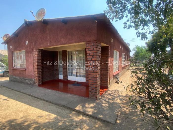 3 Bedroom House for Sale in Redcliff, Redcliff