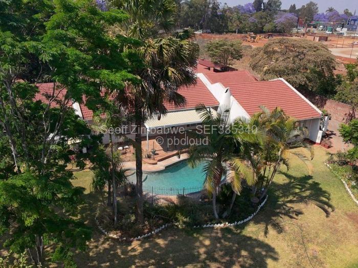 5 Bedroom House to Rent in Borrowdale, Harare