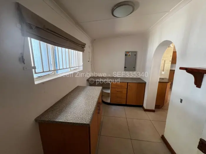 5 Bedroom House to Rent in Borrowdale