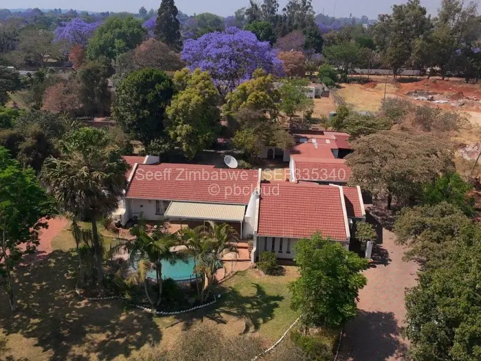 5 Bedroom House to Rent in Borrowdale