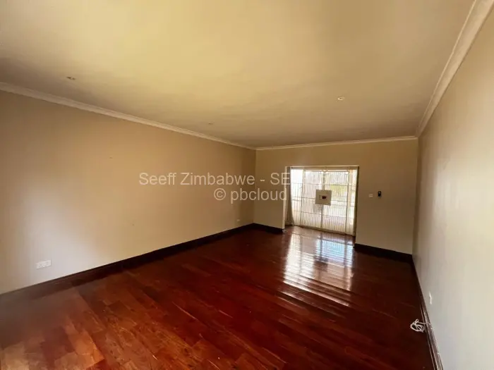 5 Bedroom House to Rent in Borrowdale