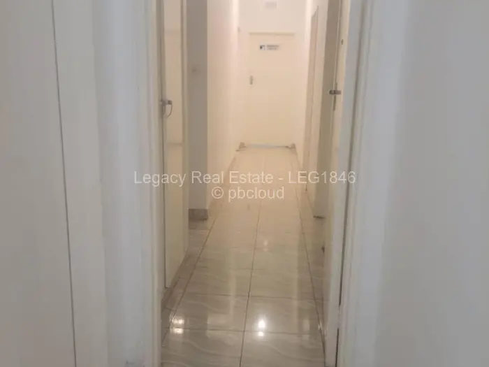 4 Bedroom House to Rent in Greystone Park