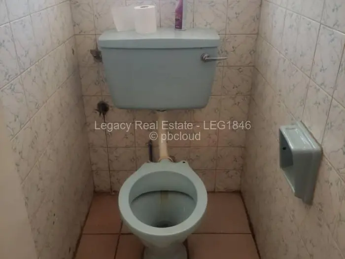 4 Bedroom House to Rent in Greystone Park