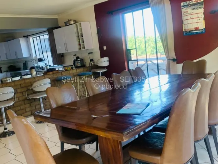 6 Bedroom House for Sale in Hogerty Hill, Harare