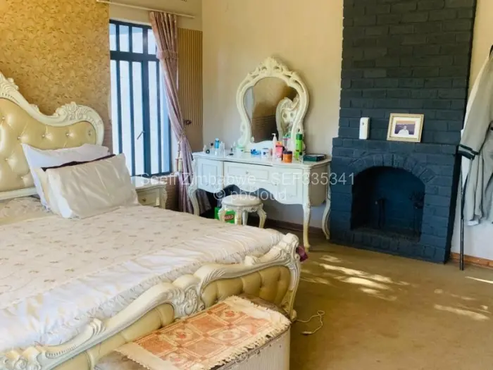 6 Bedroom House for Sale in Hogerty Hill, Harare