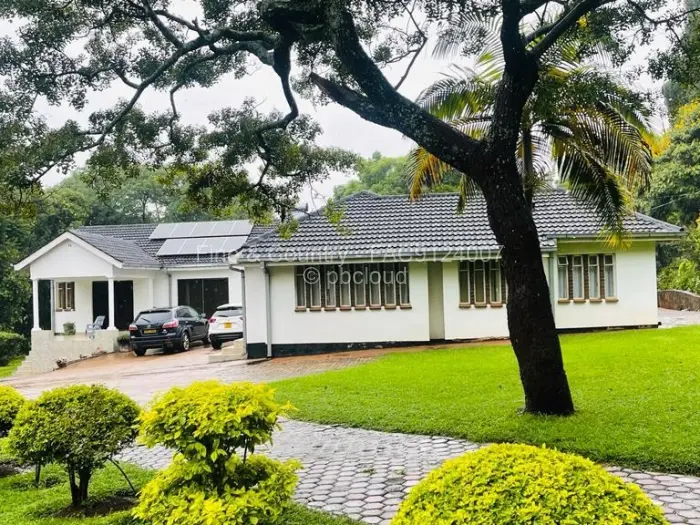 3 Bedroom House to Rent in Chisipite, Harare