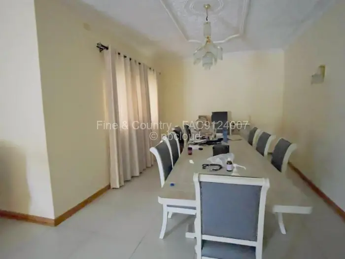 3 Bedroom House to Rent in Chisipite, Harare