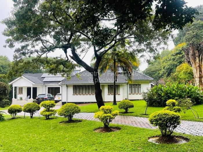 3 Bedroom House to Rent in Chisipite, Harare