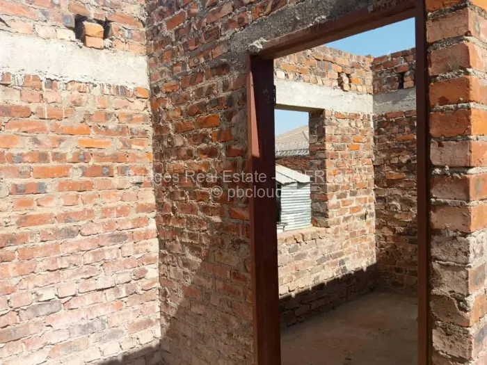 5 Bedroom House for Sale in Sandton Park, Harare