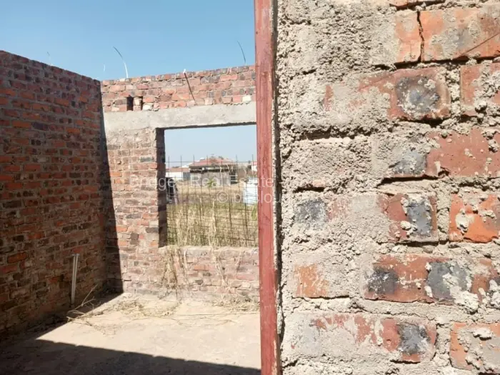 5 Bedroom House for Sale in Sandton Park, Harare