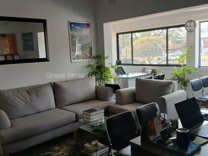 Commercial Property to Rent in Kamfinsa