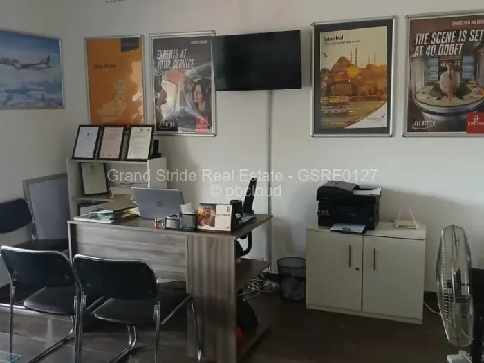 Commercial Property to Rent in Kamfinsa