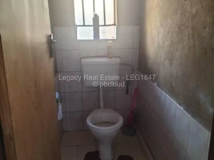 4 Bedroom House for Sale in Budiriro, Harare