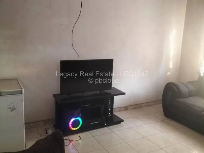 4 Bedroom House for Sale in Budiriro, Harare