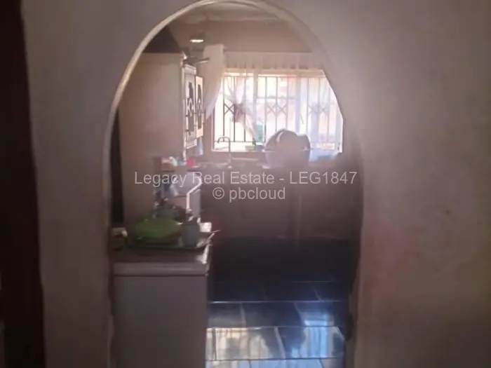 4 Bedroom House for Sale in Budiriro, Harare