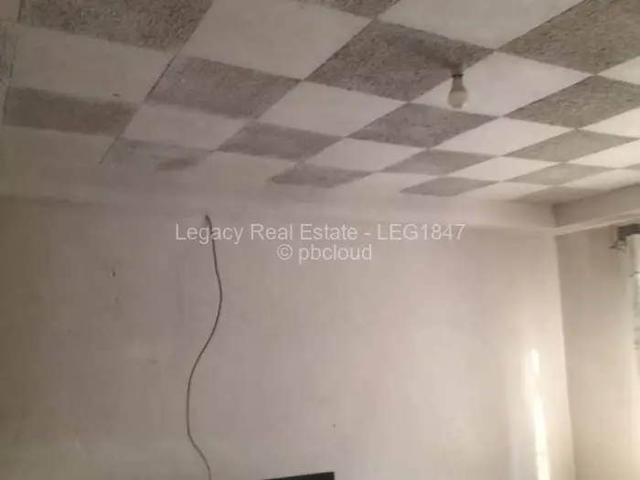 4 Bedroom House for Sale in Budiriro, Harare