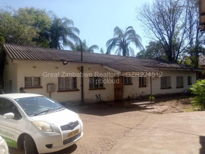 4 Bedroom House for Sale in Chiredzi, Chiredzi